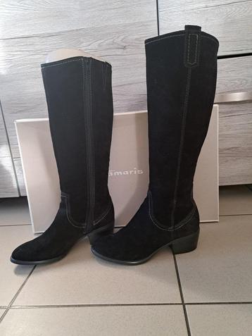 TAMARIS laarsjes zwart suède( 37)ALS NIEUW beschikbaar voor biedingen