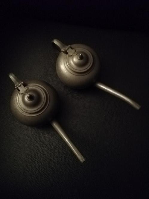 2x mooi antique echt tinnen olie kannen roussel&athuin Paris, Antiek en Kunst, Antiek | Tin, Verzenden