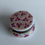 Antiek Frans opaline doosje met blaadjes en besjes, Antiek en Kunst, Ophalen of Verzenden