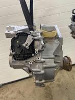 VERSNELLINGSBAK AUTOMAAT Skoda Octavia Combi (NXAC), Gebruikt, Skoda
