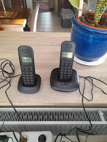Draagbare telefoonset beschikbaar voor biedingen