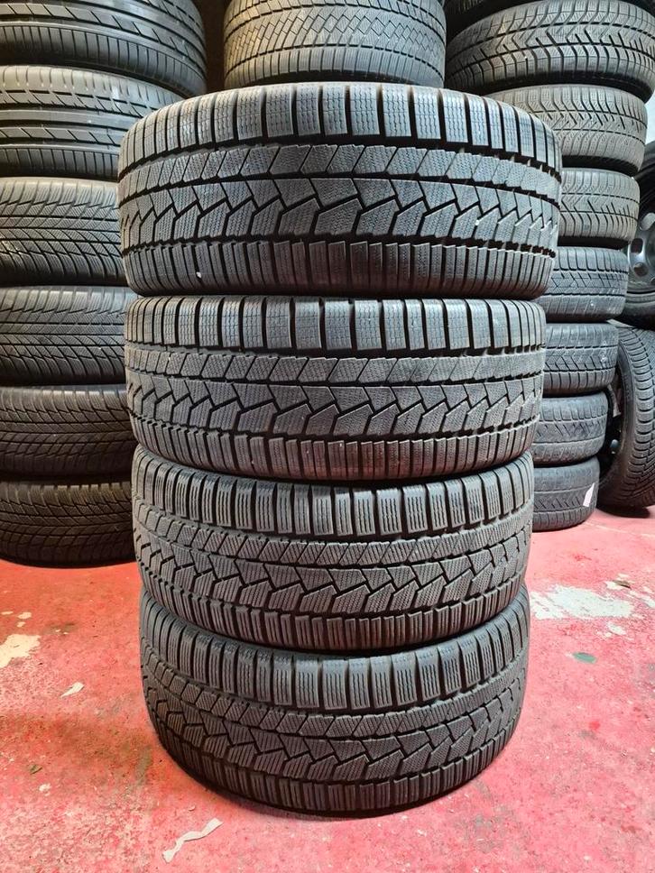 4 NIEUWE Continental 225/55/18 M0 sterrenbanden, Auto-onderdelen, Overige Auto-onderdelen, Nieuw, Ophalen