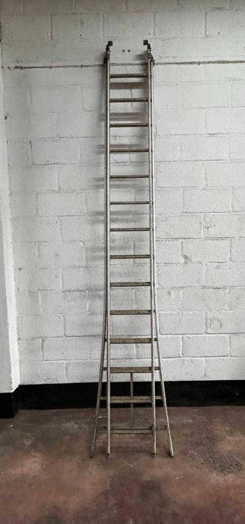 Échelle coulissante en aluminium en 2 parties, 7,3 m, Bricolage & Construction, Échelles & Escaliers, Utilisé, Échelle, 4 mètres ou plus