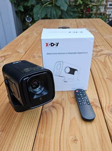 Gimbal 5 PRO: Portable Projector