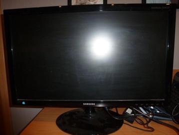 Samsung monitor beschikbaar voor biedingen
