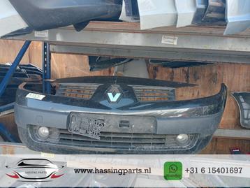 Voorbumper Renault Megane II 8200142001