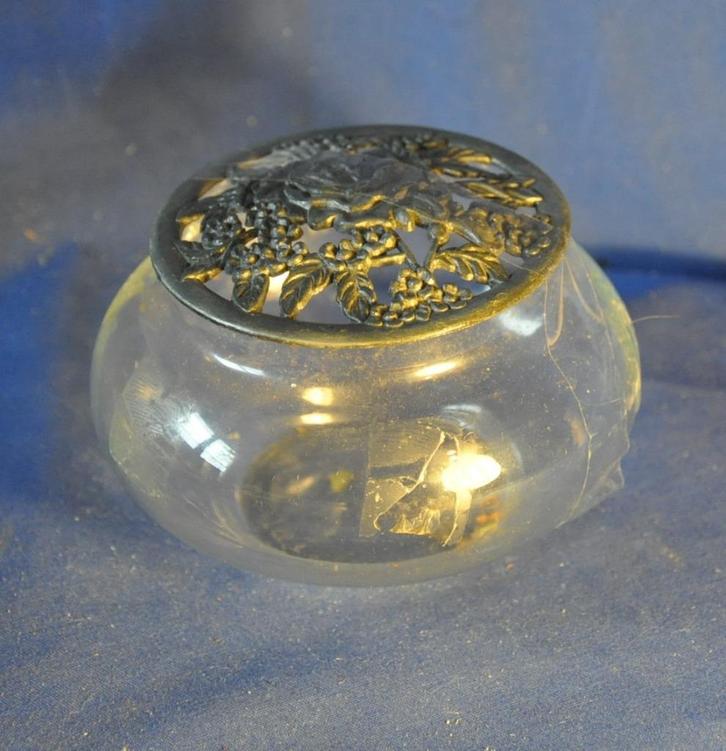 boite a bijoux ou pour pot pourri verre et metal, Antiquités & Art, Antiquités | Verre & Cristal, Enlèvement ou Envoi