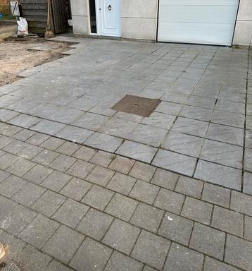 Tegels oprit GRATIS!!! beschikbaar voor biedingen
