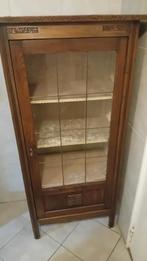 Antiek vitrine kastje met loodglas., Huis en Inrichting, Ophalen
