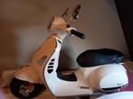 Splinternieuwe Vespa met lader voor kinderen, Ophalen, Nieuw
