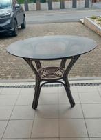 Zeer mooie rotan tafel gratis verzending, Ophalen, Gebruikt, Glas