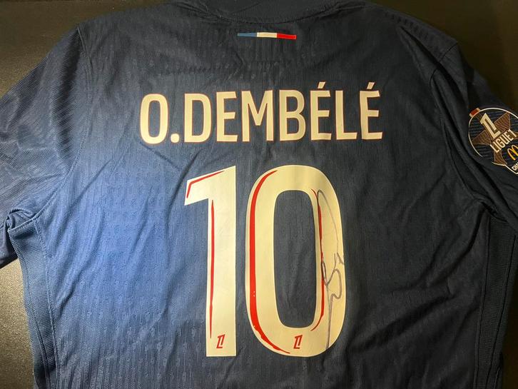 OFFICIËEL GESIGNEERD OUSMANE DEMBELE SHIRTJE+AUTHENTICATOR, Verzamelen, Sportartikelen en Voetbal, Nieuw, Shirt, Verzenden