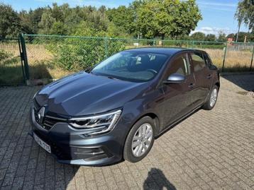 renault megane benzine bj 2022 beschikbaar voor biedingen