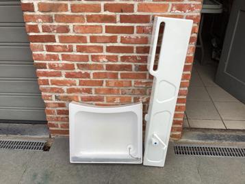 wasbak en douchebak beschikbaar voor biedingen