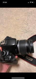 Canon EOS 550D + 18-55mm IS kitlens + batterijgrip, Comme neuf, Canon, Enlèvement