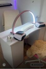 nagel tafel, Ophalen, Wit, Zo goed als nieuw, Accessoires