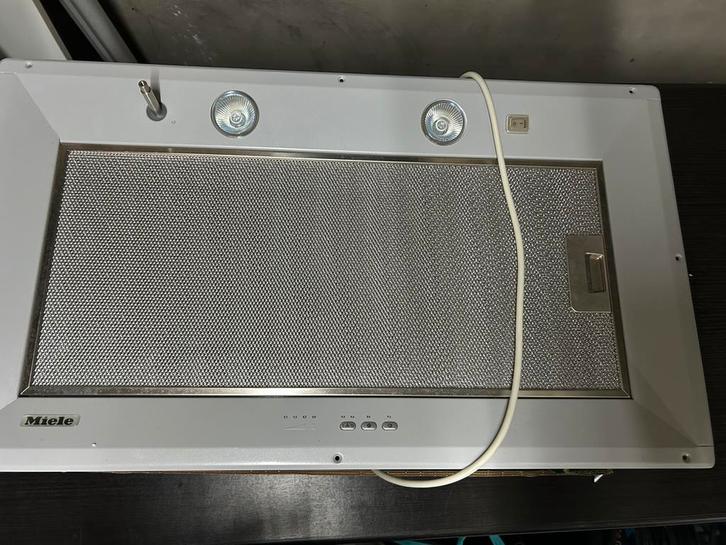 Extracteur encastré Miele - nouveau,  modèle d'exposition, Electroménager, Hottes, Comme neuf, Moteur, Enlèvement