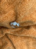 belle bague en argent véritable (925), Bijoux, Sacs & Beauté, Bagues, Neuf, Enlèvement ou Envoi, 18 à 19, Argent