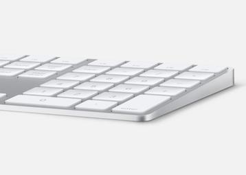 Apple keyboard draadloze versie met numeriek beschikbaar voor biedingen