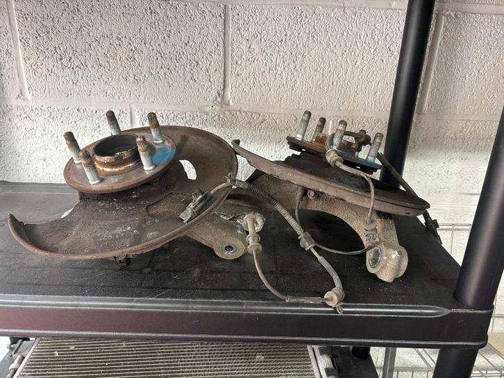 MOYEU DE ROUE AVANT OPEL INSIGNIA A, Autos : Pièces & Accessoires, Transmission & Accessoires, Opel, Utilisé, Enlèvement