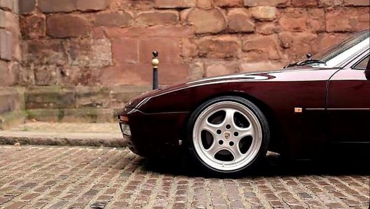 Te huur: Porsche 944 Oldtimer – met of zonde chauffeur, Auto's, Porsche, Bedrijf, Benzine, Euro 3, Coupé, 2 deurs, Handgeschakeld