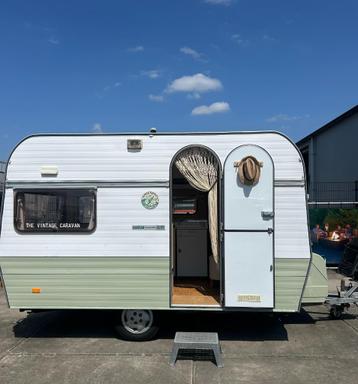Huur een retro caravan - Chateau 350 - B-rijbewijs - <750kg beschikbaar voor biedingen