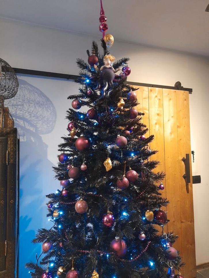 Zwarte kerstboom 2M paarse gouden ballen lichtjes Disney, Diversen, Kerst, Ophalen