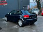 Audi A3 1.6i Ambition Airco 106.156km, Auto's, 75 kW, 173 g/km, 4 cilinders, Blauw