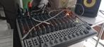 behringer mengpaneel xenyx x2222, Muziek en Instrumenten, Synthesizers, Ophalen, Roland