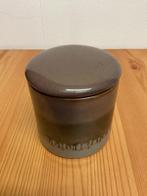 Terra cotta 'thee bus' potje met deksel, Enlèvement