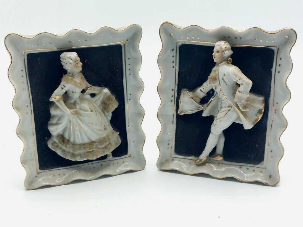 Set van twee porseleinen lijstjes, Verzamelen, Beelden en Beeldjes, Ophalen of Verzenden, Zo goed als nieuw