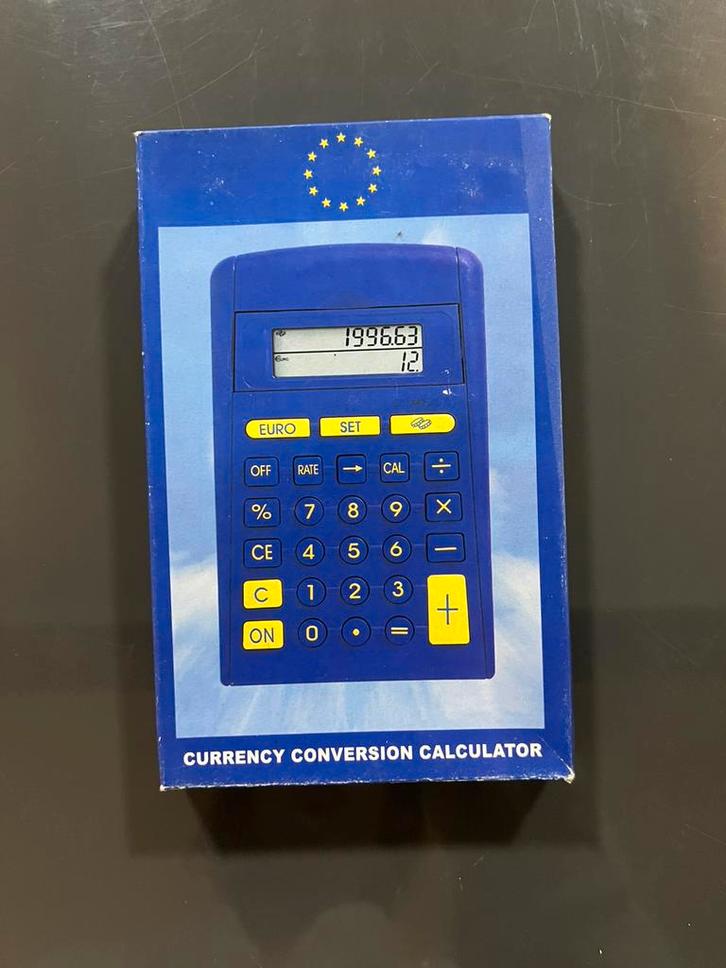 15 stuks omrekenmachine (currency conversion calculator), Verzamelen, Elektronische Apparatuur, Computers en Rekenmachines, Ophalen of Verzenden