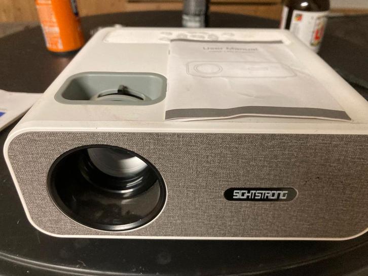 Sightstrong - Beamer - Native 1080P, Audio, Tv en Foto, Beamers, Zo goed als nieuw, LED, Full HD (1080), Ophalen of Verzenden