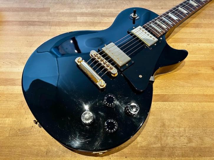 Gibson 2011 Les Paul Studio Ebony + Case, Muziek en Instrumenten, Snaarinstrumenten | Gitaren | Elektrisch, Zo goed als nieuw