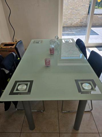 Tafel  en 4 stoelen., Enlèvement, Utilisé