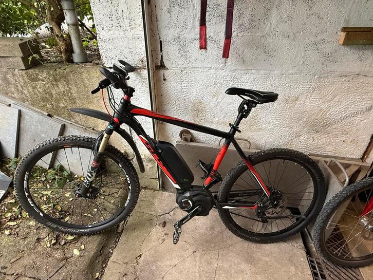 Velos VTT scott électrique, Vélos & Vélomoteurs, Vélos | Hommes | Vélos de sport & Vélo de randonnée, Utilisé, Enlèvement