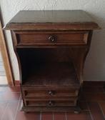 Eiken schrijfmeubel met 3 laden., Huis en Inrichting, Slaapkamer | Nachtkastjes, Ophalen