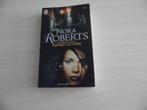 LIEUTENANT EVE DALLAS PORTRAIT DU CRIME   NORA ROBERTS, Livres, Enlèvement ou Envoi, Comme neuf, Nora Roberts