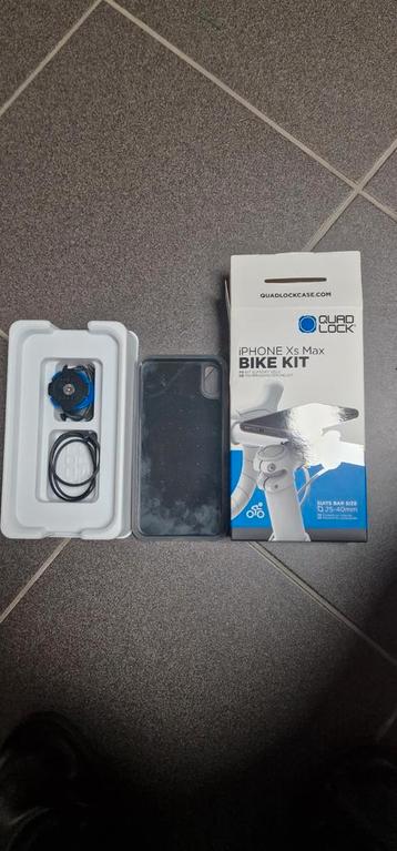 Quad lock iphone Xs Max bike kit.  beschikbaar voor biedingen