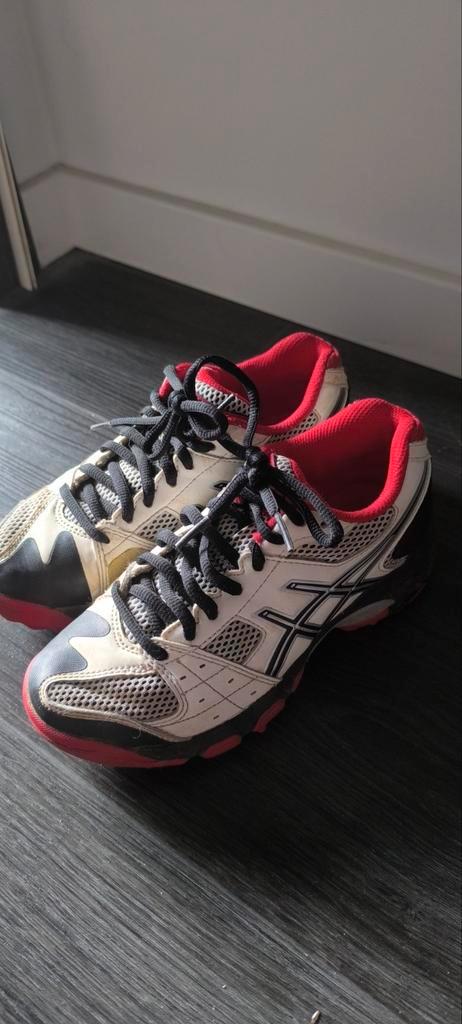 Chaussures de hockey par Asics, Sports & Fitness, Hockey, Comme neuf, Chaussures, Enlèvement ou Envoi