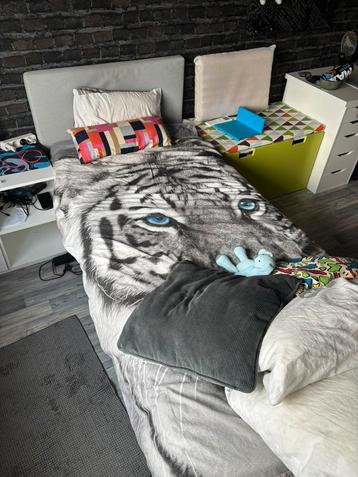 1 persoons bed beschikbaar voor biedingen