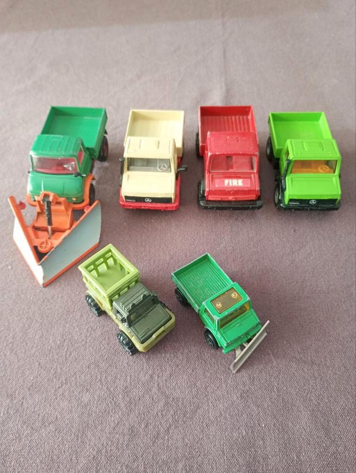 Unimog verzameling, Hobby en Vrije tijd, Modelauto's | Overige schalen, Zo goed als nieuw, Ophalen of Verzenden