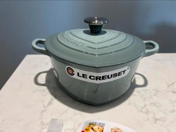 Nieuwe Le Creuset hartjespan 20 cm Sea Salt beschikbaar voor biedingen