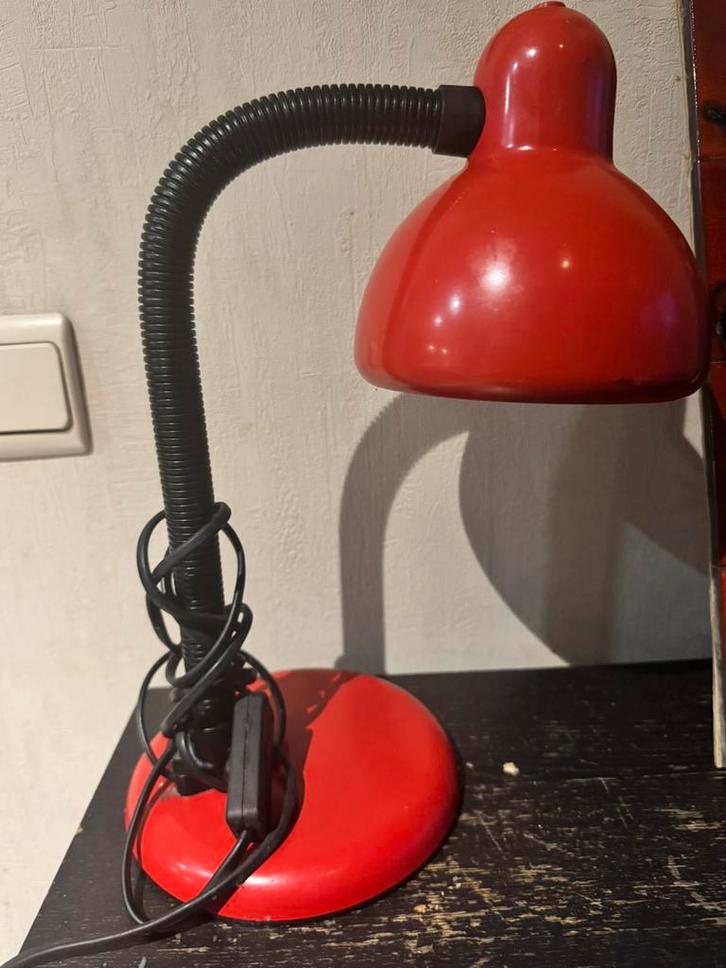 Vintage Hustadt Leuchten tafellamp – rood – jaren ’70 design, Huis en Inrichting, Lampen | Tafellampen, Zo goed als nieuw, Ophalen