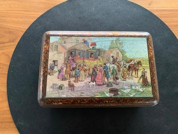 3 Vintage metalen dozen  beschikbaar voor biedingen