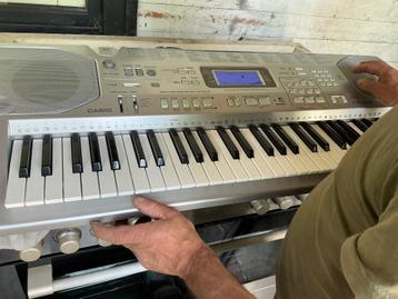 Keyboard Casio CTK 800 Op standaard en met kruk alleen ophal, Enlèvement, Comme neuf, Casio