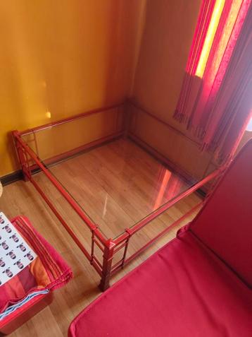 Table basse carrée en ver et fer forgé  beschikbaar voor biedingen
