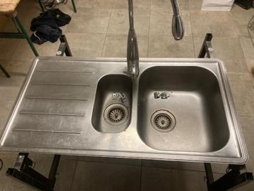 Evier de cuisine INOX beschikbaar voor biedingen