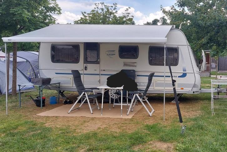 Caravan Fendt Saphir 490 (2010), Caravans en Kamperen, Caravans, Particulier, tot en met 4, 1250 - 1500 kg, Rondzit, Fendt, Dwarsbed