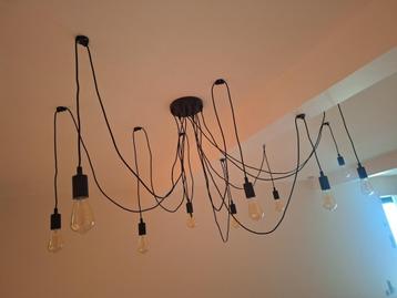 Ophanging met 10  led lampen beschikbaar voor biedingen